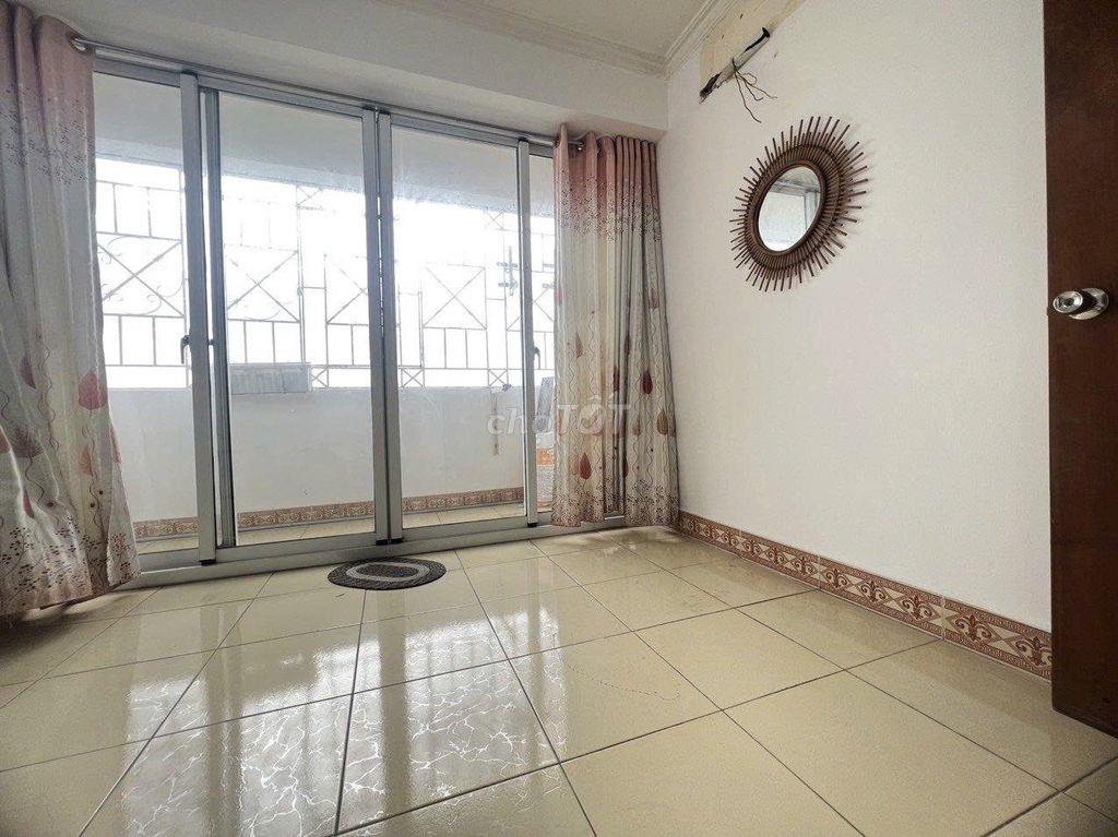 Chung cư Đặng Văn Ngữ 83m2, 2p ngủ, không nội thất, giá 11,5tr/tháng