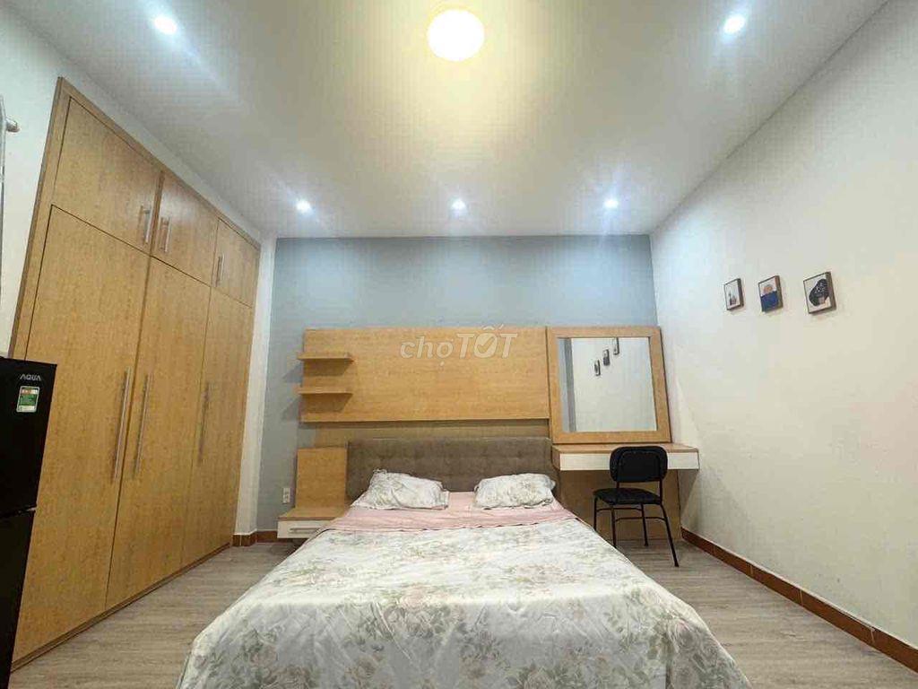 CĂN HỘ DỊCH VỤ - SÂN BAY TÂN SƠN NHẤT - CÔNG VIÊN GIA ĐỊNH