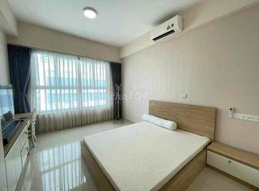 Cho thuê căn hộ chung cư Botanica Premier 1PN 1WC. Gần sân bay TSN