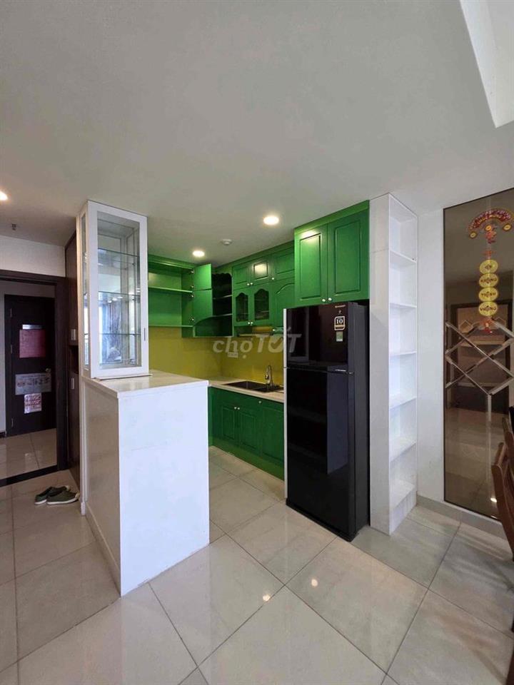 Căn hộ 2 phòng ngủ 2WC. chung cư Botanica Premier. gần cv Gia Định