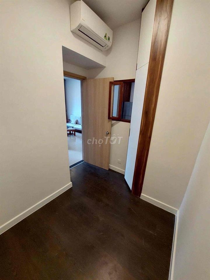 Căn hộ 2 phòng ngủ. chung cư Golden Mansion. vào ở ngay