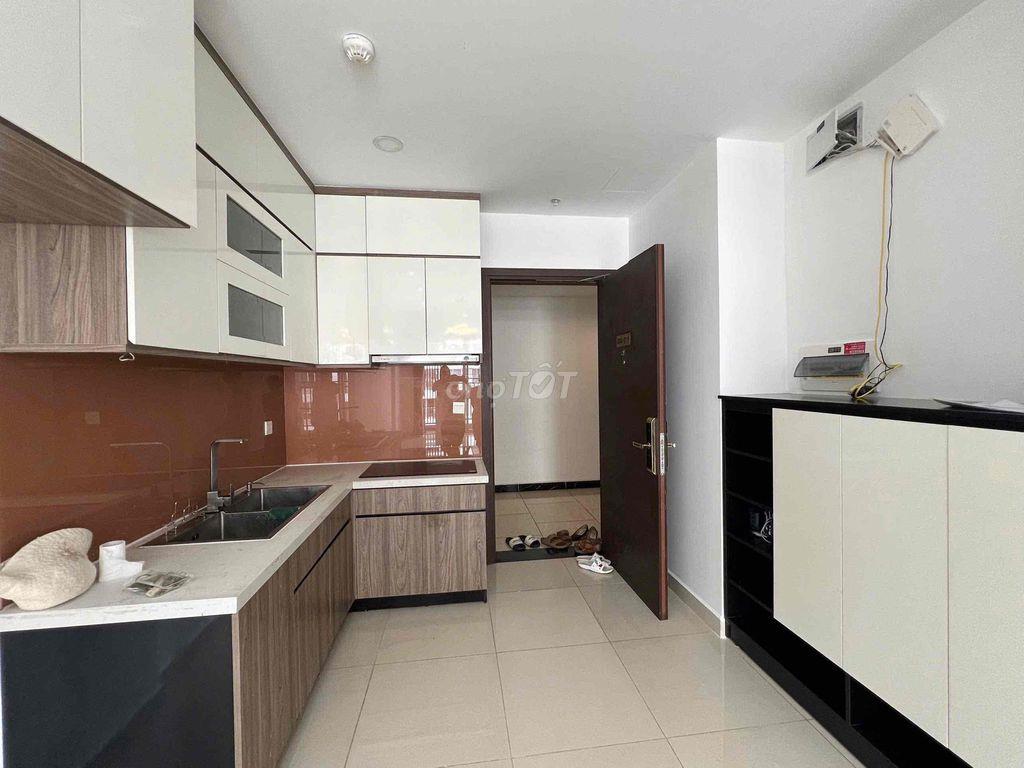 Cho thuê căn hộ chung cư Botanica Premier 1PN 1WC. Gần sân bay TSN