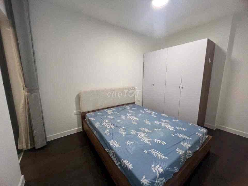 Cho thuê căn hộ chung cư Botanica Premier 2 phòng ngủ 1WC. Gần sb TSN