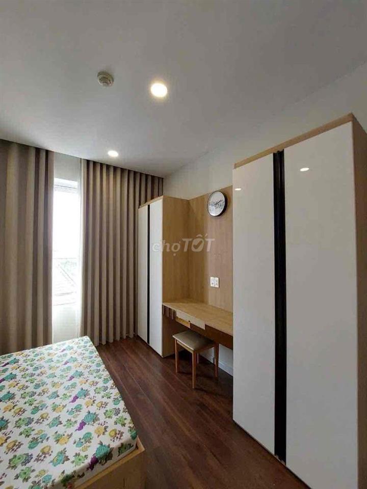 Cho thuê căn hộ 3 phòng ngủ 2WC. chung cư Orchard Parkview. gần sb TSN