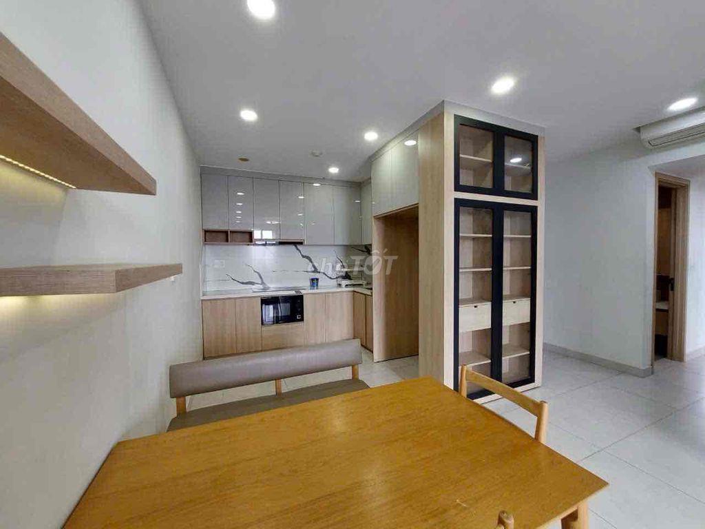 Cho thuê căn hộ 3 phòng ngủ 2WC. chung cư Orchard Parkview. gần sb TSN