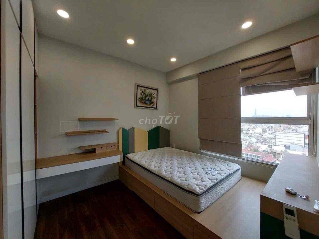 Cho thuê căn hộ 3 phòng ngủ 2WC. chung cư Orchard Parkview. gần sb TSN