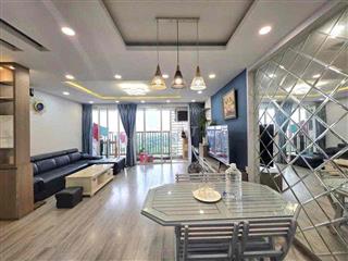 Cho thuê căn hộ 3 phòng ngủ 2WC. chung cư Orchard Parkview.