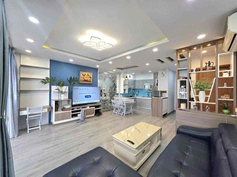 Cho thuê căn hộ 3 phòng ngủ 2WC. chung cư Orchard Parkview.