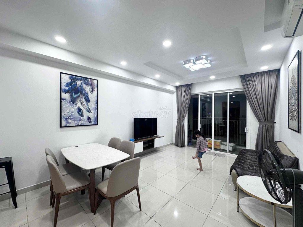 Cho thuê căn hộ GOLDEN MANSION 3 phòng ngủ 2WC. Sân bay Tân Sơn Nhất