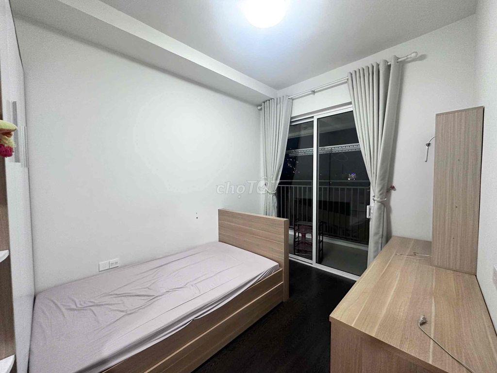 Cho thuê căn hộ GOLDEN MANSION 3 phòng ngủ 2WC. Sân bay Tân Sơn Nhất