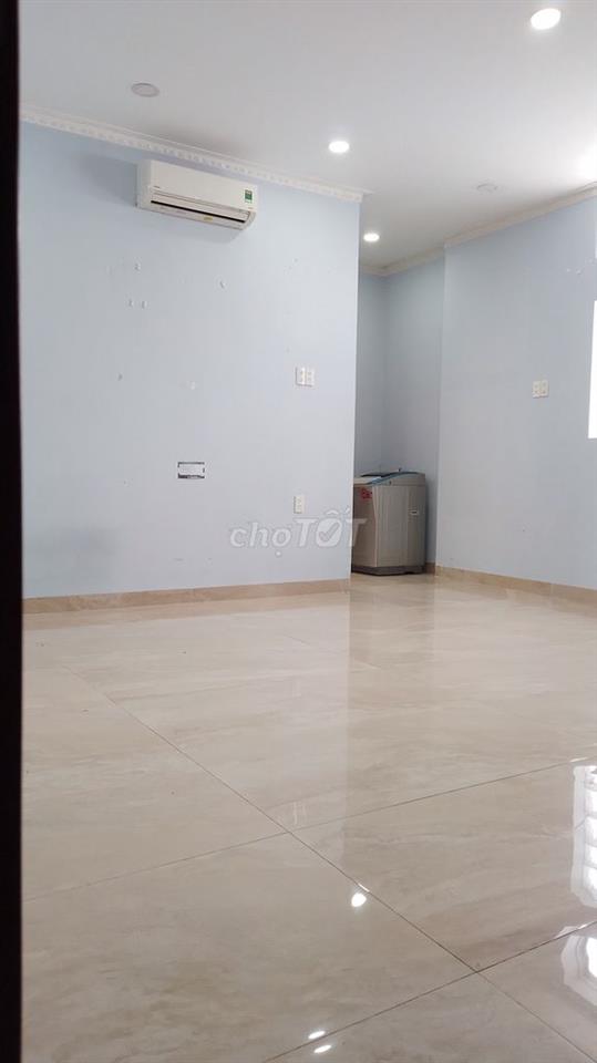 CHO THUÊ CĂN HỘ 36 NGUYỄN THỊ HUỲNH 
