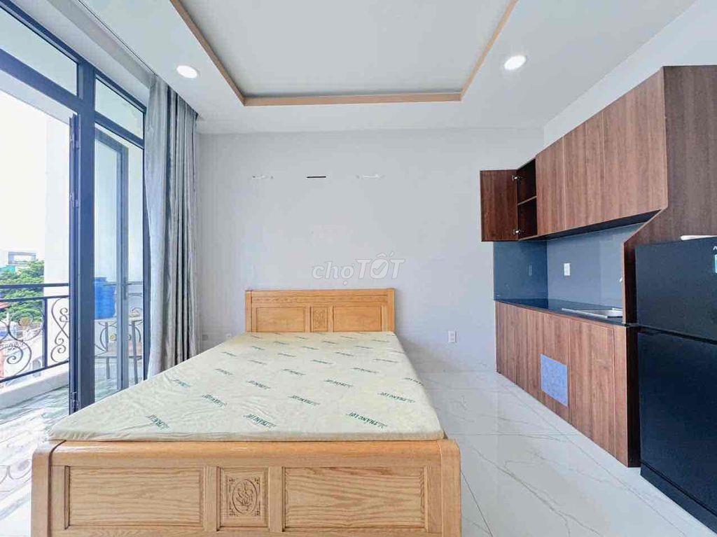 CHO Thuê Căn Hô Ban Công Thoáng Quận 10
