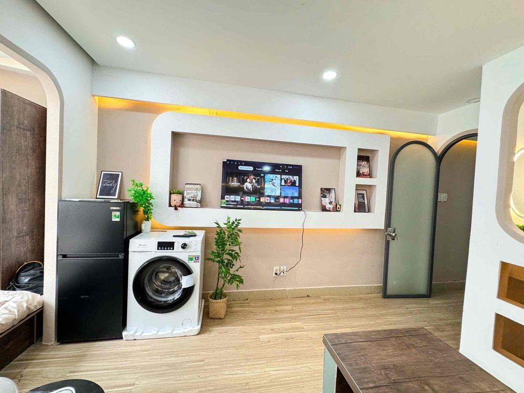Căn Hộ 1PN Tách Bếp , Full Nội Thất Hiện Đại , Ngay Vạn Hạnh Mall Q10