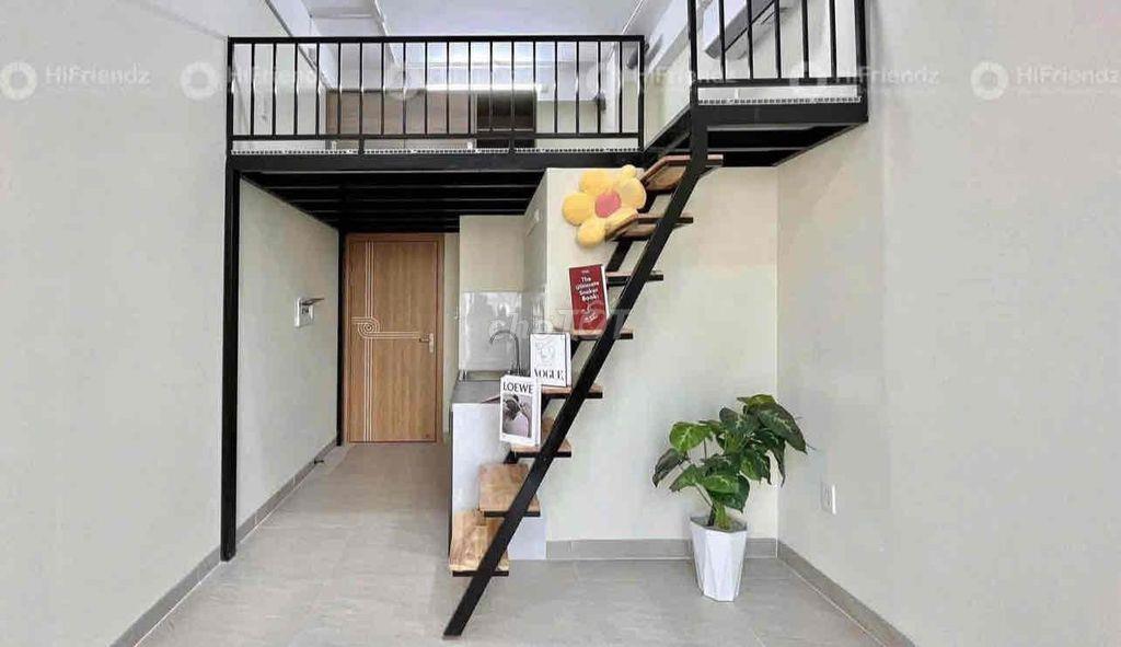 ỏ đây có 1 Phòng Duplex mới 100% đang xây Full Tiện Nghi