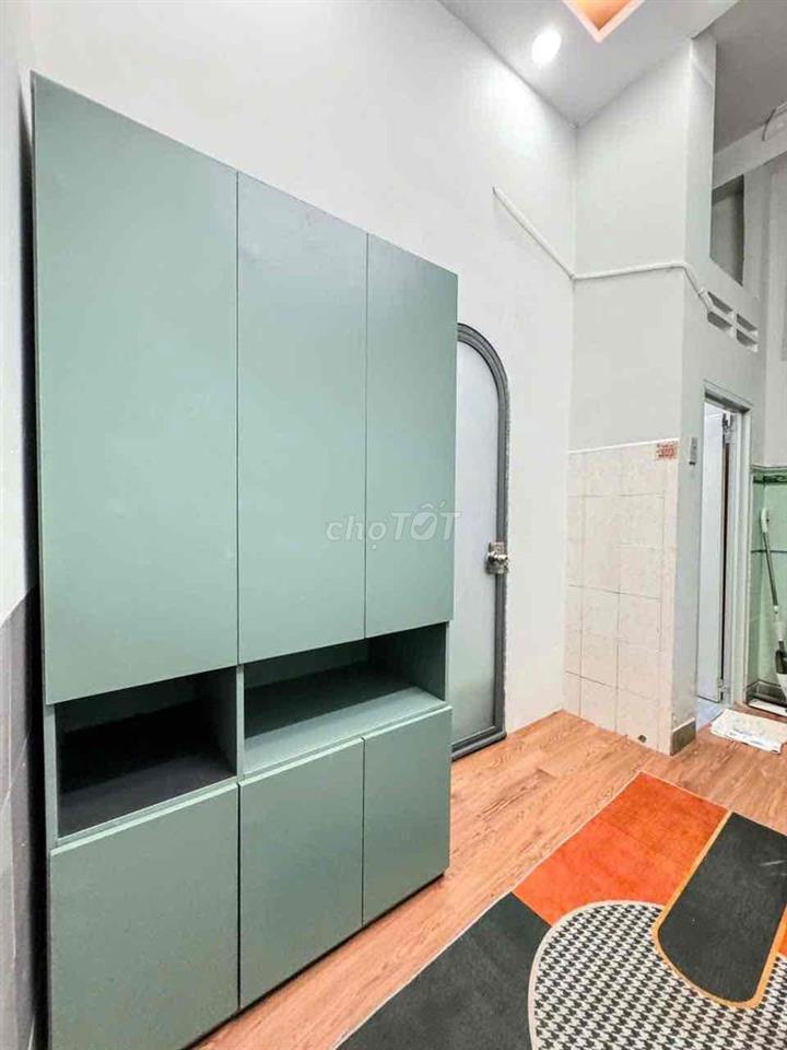 Căn Hộ 1PN tách Bếp Nội thất đầy Đủ , đối công viên Lê Thị Riêng Q10