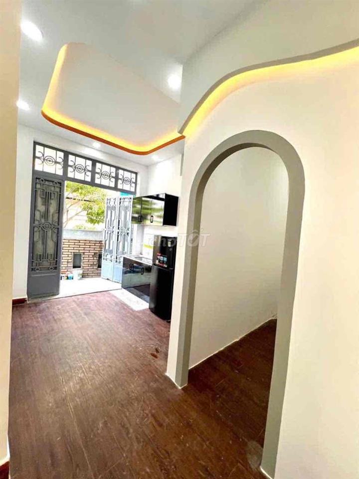 2PN ngay Sân bay có máy Giặt Riêng ban công