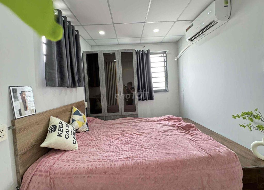 Căn Hộ 2P ngủ Cửa Sổ Trời ❌ Ban Công Riêng thoáng