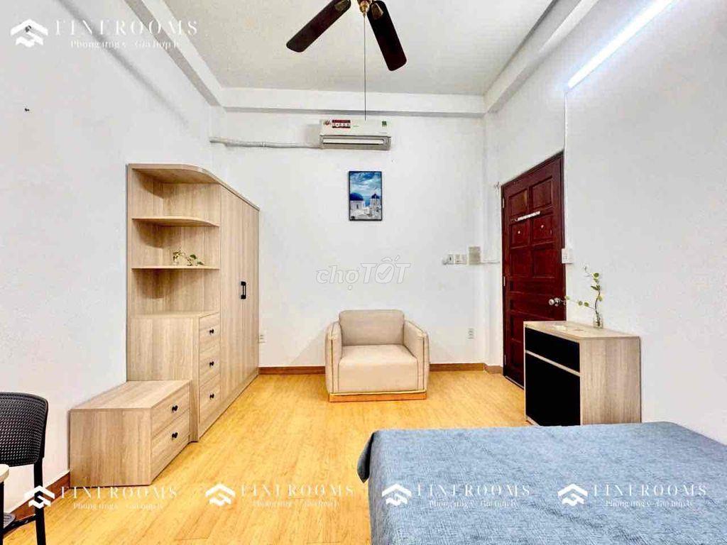 Còn 1P bự Có Ban Công Ánh sáng 1P cửa sổ Đồng Giá Luôn