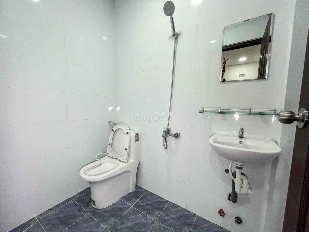 Căn Hộ 1Pn Full tiện Nghi Ngay Công Viên Lê Thị Riêng q10