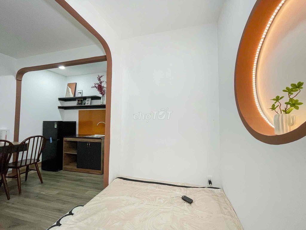 Căn Hộ 1Pn Full tiện Nghi Ngay Công Viên Lê Thị Riêng q10