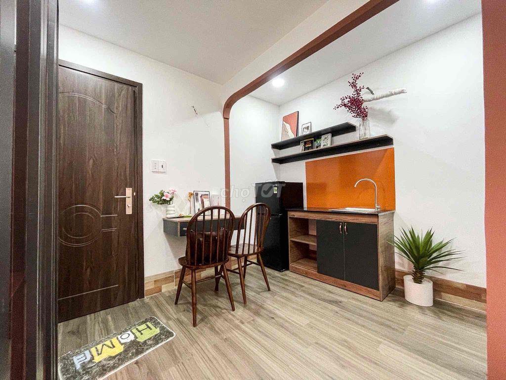 Căn Hộ 1Pn Full tiện Nghi Ngay Công Viên Lê Thị Riêng q10