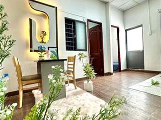 Căn Hộ 2PN 65m2 To Tân Bình Ban Công Free Xe Gần q10