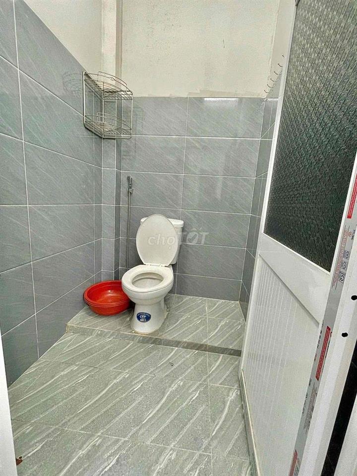 CĂN hộ 2Pn 55m2 Ban Công , Phòng Khách , Thoáng Cưuc
