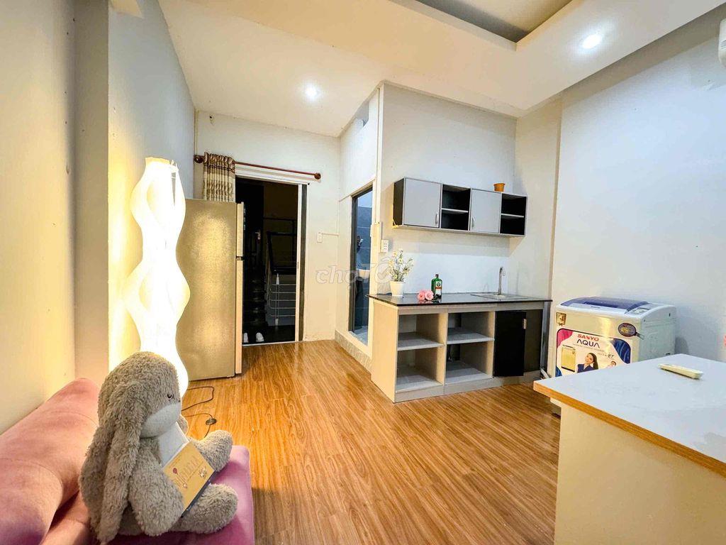 Căn Hộ ngay Nhà Ga T3 , Khu k300 Xịn 1PN 1PK HẺM xe Hơi