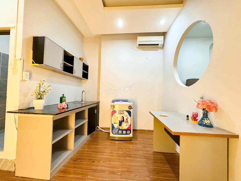 Căn Hộ ngay Nhà Ga T3 , Khu k300 Xịn 1PN 1PK HẺM xe Hơi
