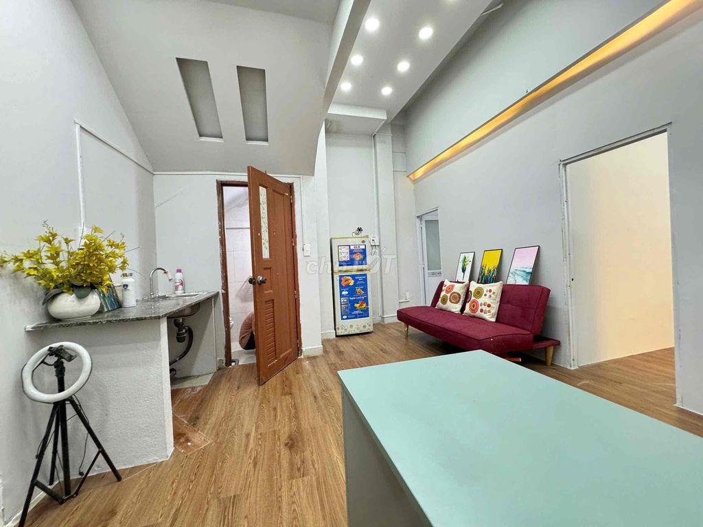 Căn Hộ 2PN 60m2 VỊ TRÍ GẦN CÔNG VIÊN HOÀNG VĂN THỤ