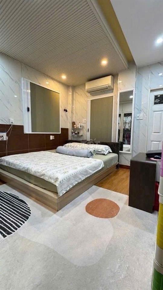 Chung cư Nguyễn Đình CHính, PN: 65m2, 2p ngủ, full NT, 11tr/th