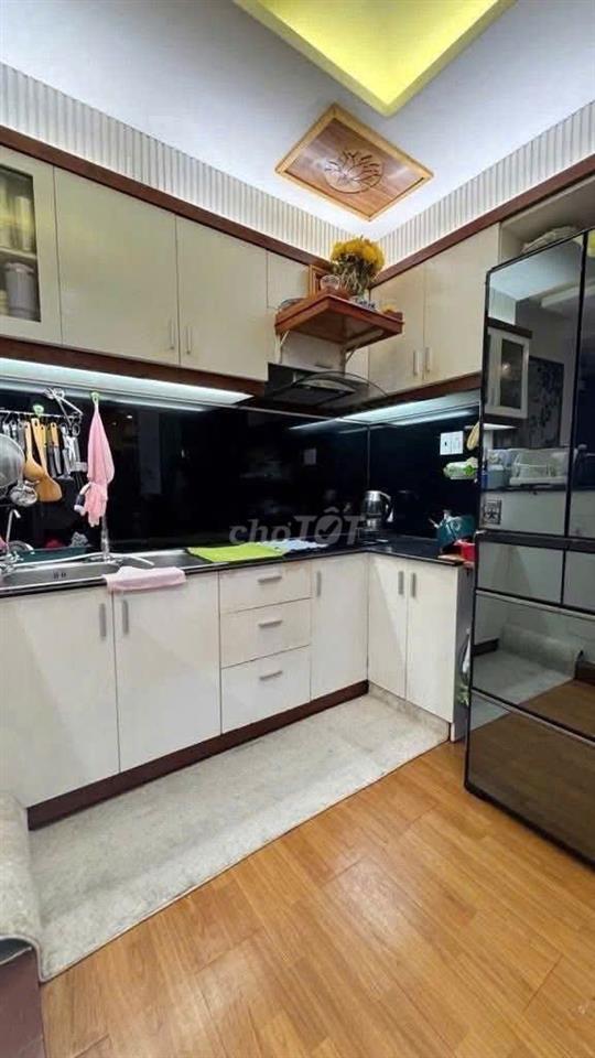 Chung cư Nguyễn Đình CHính, PN: 65m2, 2p ngủ, full NT, 11tr/th