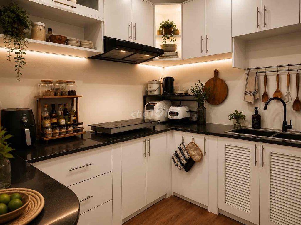 CHUNG CƯ ĐẸP ĐANG TRỐNG VÀO Ở LUÔN