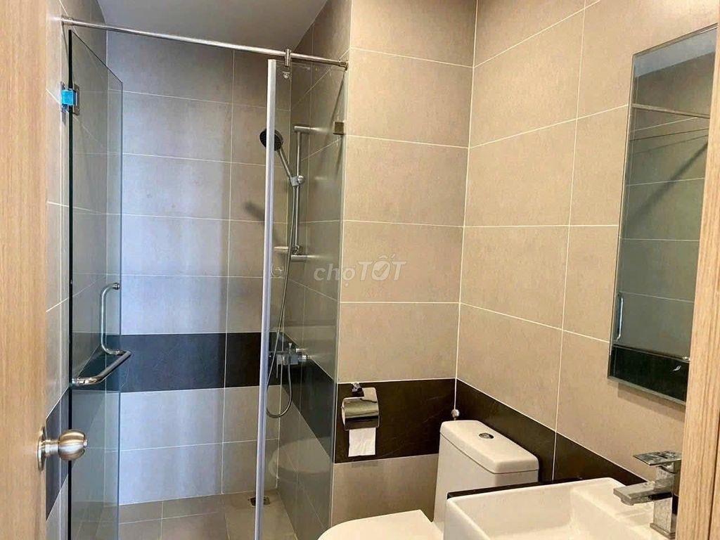 Cao ốc Phú NHuận, 20 Hoàng Minh Giám cho thuê căn 2p ngủ giá 12tr5/th