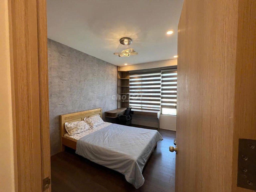 Kingston Residence, căn 2p ngủ, rộng 81m2, NTCC, giá thuê 17tr5/tháng