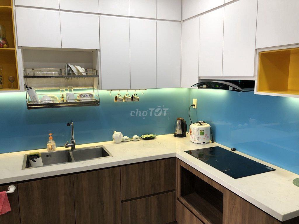Chung cư  Orchard garden căn 2p ngủ, NTCC, giá 17tr/tháng