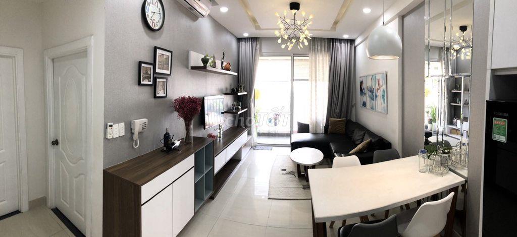 Chung cư  Orchard garden căn 2p ngủ, NTCC, giá 17tr/tháng