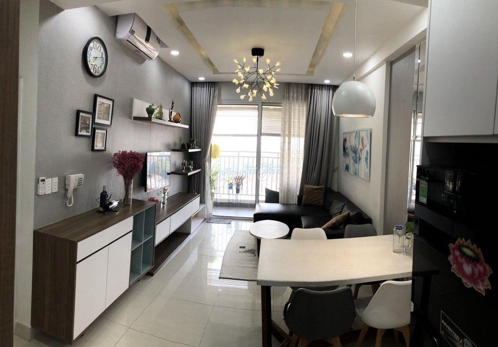 Chung cư  Orchard garden căn 2p ngủ, NTCC, giá 17tr/tháng