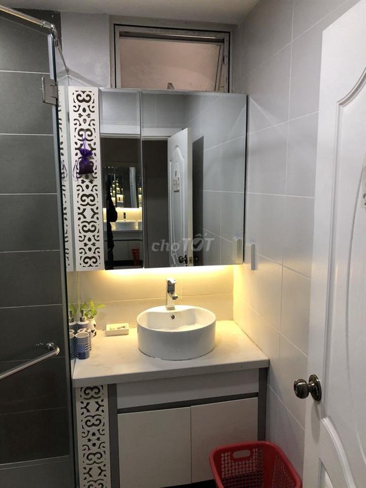 Chung cư  Orchard garden căn 2p ngủ, NTCC, giá 17tr/tháng