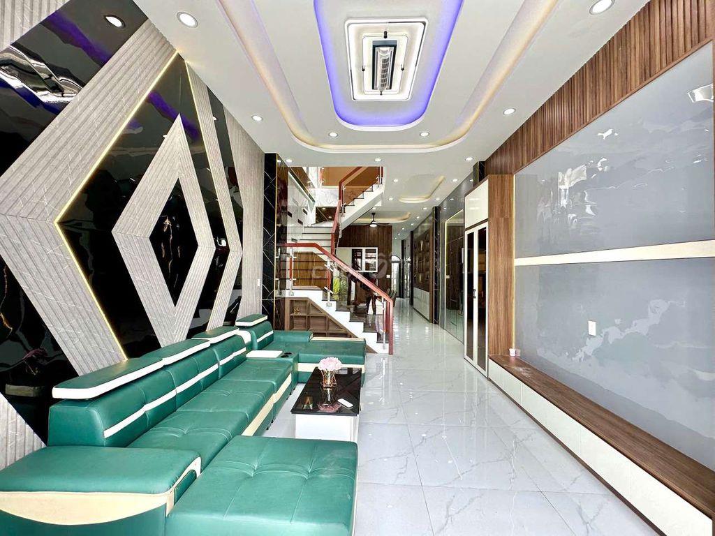 BÁN GẤP NHÀ ĐẸP