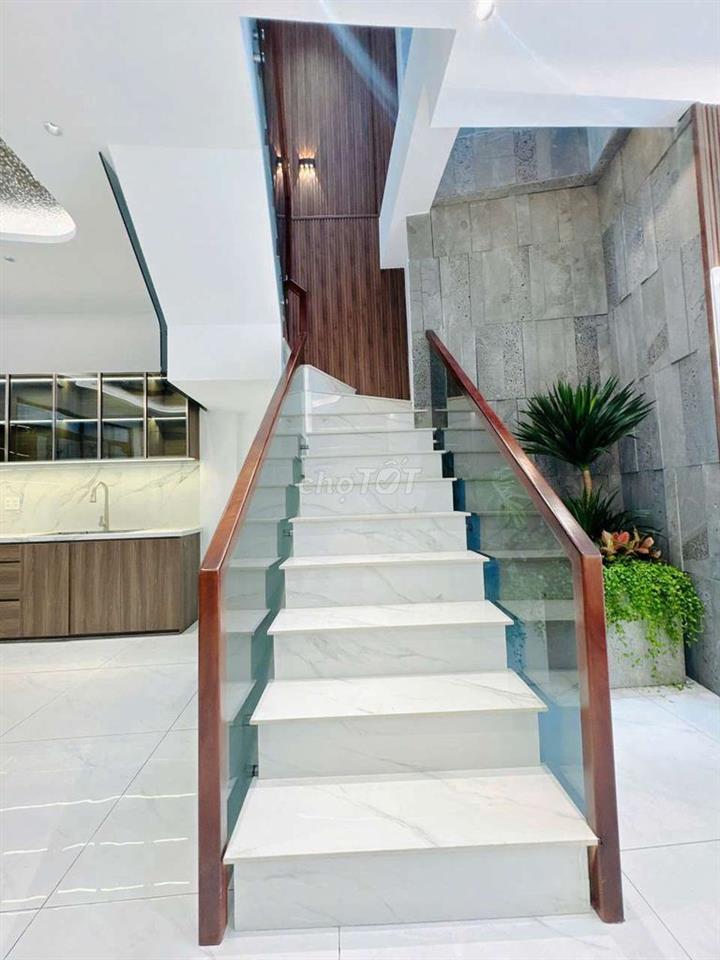 BÁN NHÀ ĐẸP QUẬN 6