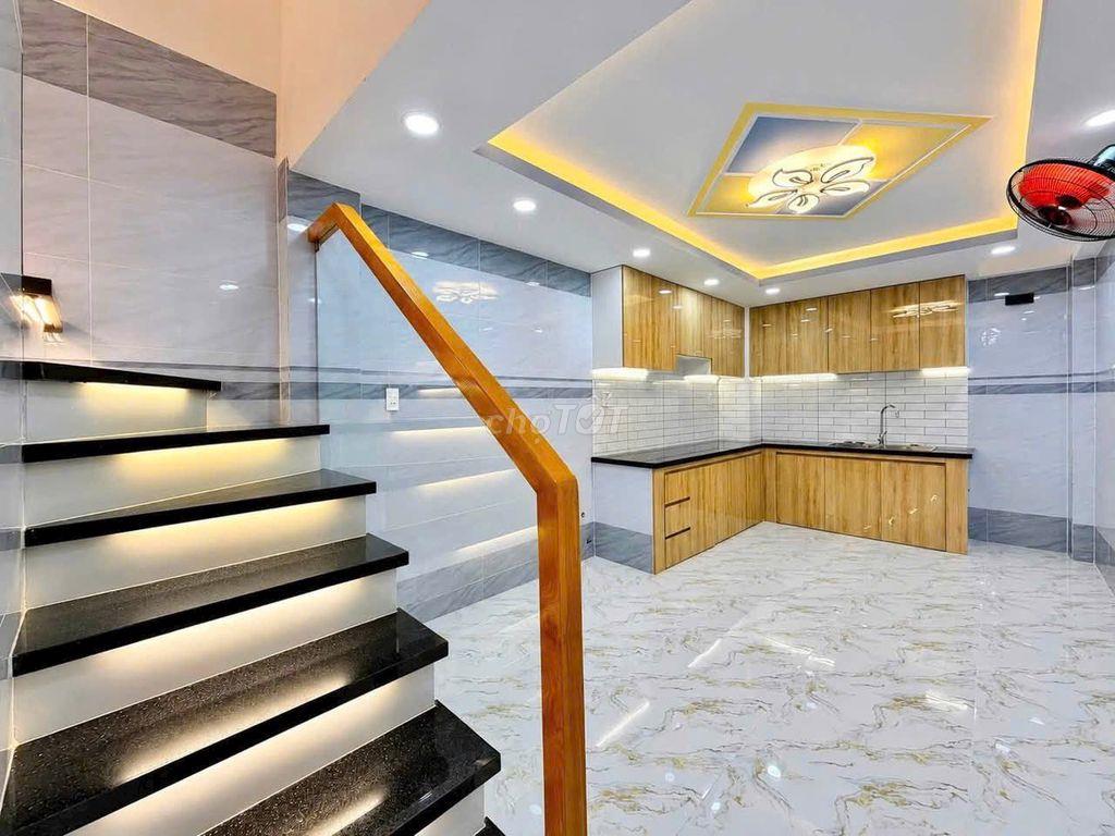 NHÀ ĐẸP XÂY MỚI 5 TẦNG, THANG MÁY - OTO TỚI CỬA CHỈ  NHỈNH 1OTY