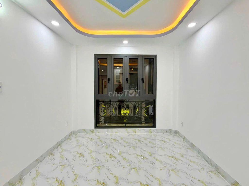 NHÀ ĐẸP XÂY MỚI 5 TẦNG, THANG MÁY - OTO TỚI CỬA CHỈ  NHỈNH 1OTY