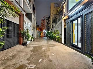 NHÀ ĐẸP XÂY MỚI 5 TẦNG, THANG MÁY - OTO TỚI CỬA CHỈ  NHỈNH 1OTY