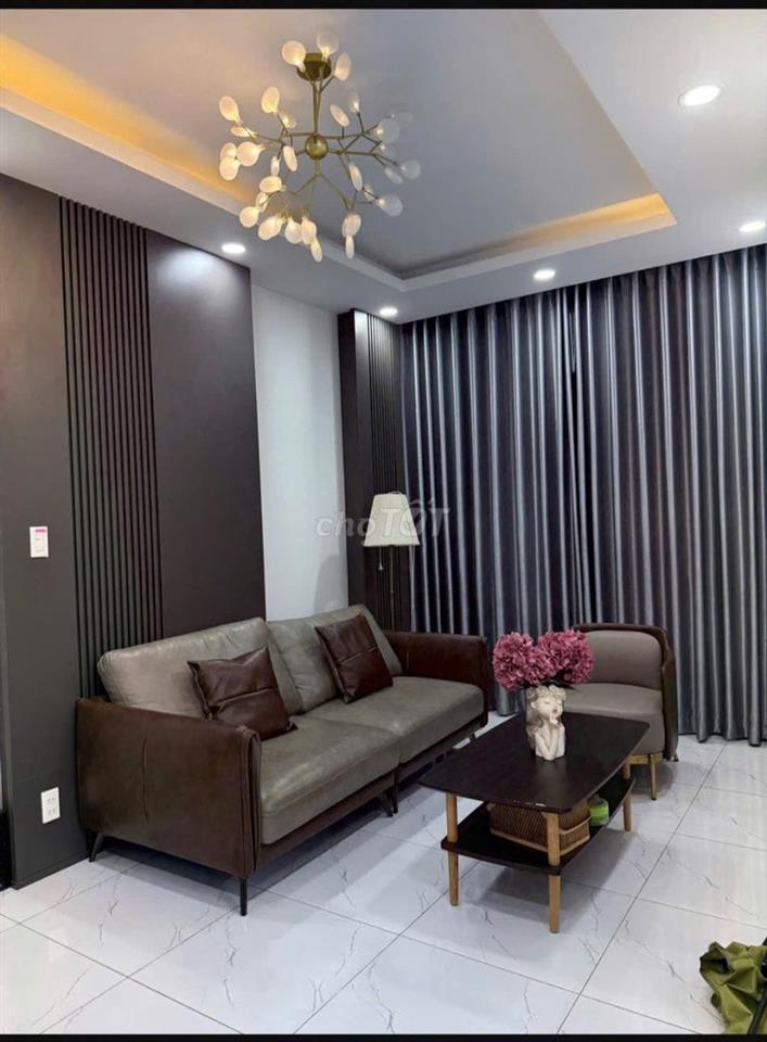 Nhà ngay sau lưng bệnh viện Quận 2 oto ngủ trong nhà ngang khủng 8,6m 