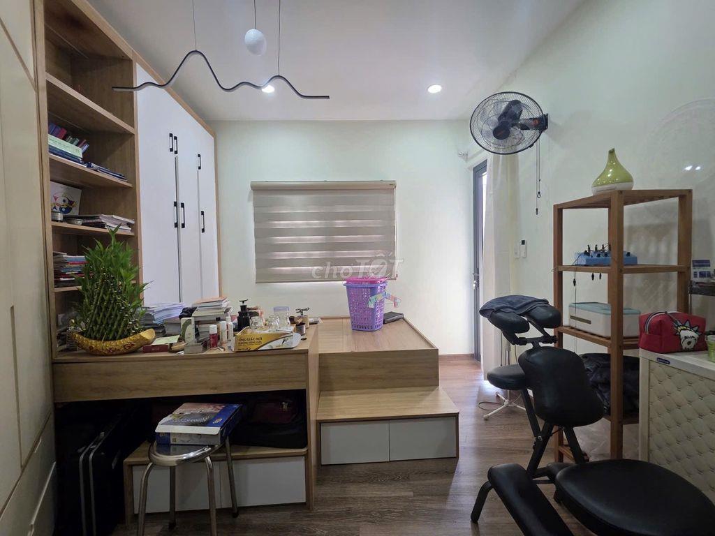 Hẻm Xe Tải Sát Mặt Tiền Nguyễn Thị Định Q2 Nhà 2 Tầng 70m2 2PN 2WC