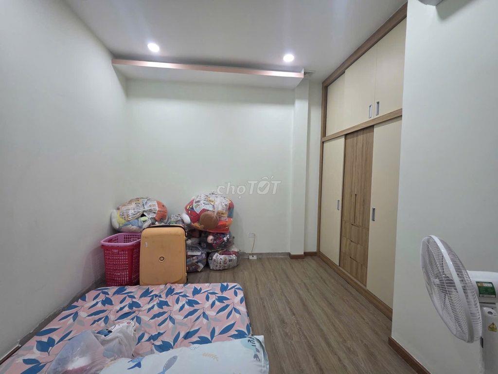 Hẻm Xe Tải Sát Mặt Tiền Nguyễn Thị Định Q2 Nhà 2 Tầng 70m2 2PN 2WC