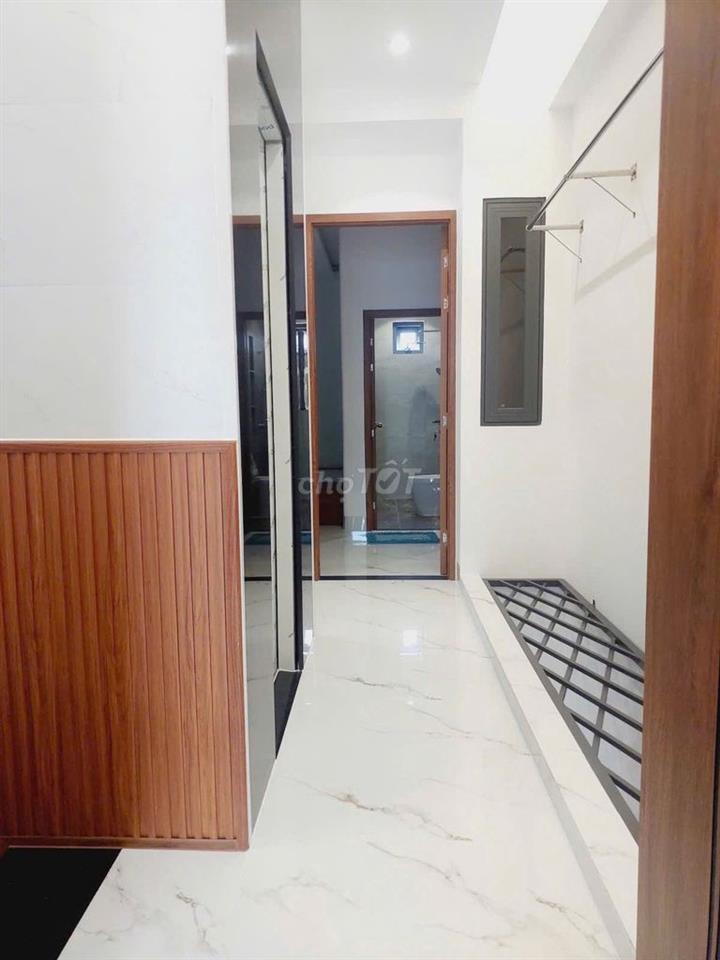 Nhà Đẹp 62m2 BTĐ Quận 2 5PN 6WC Full Nội Thất Có Thang Máy Oto Vào Nhà