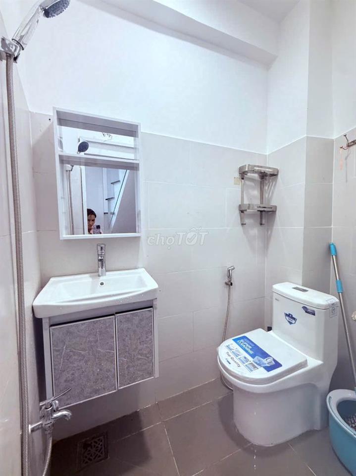 Bán nhà 4 tầng trung tâm Phú Nhuận