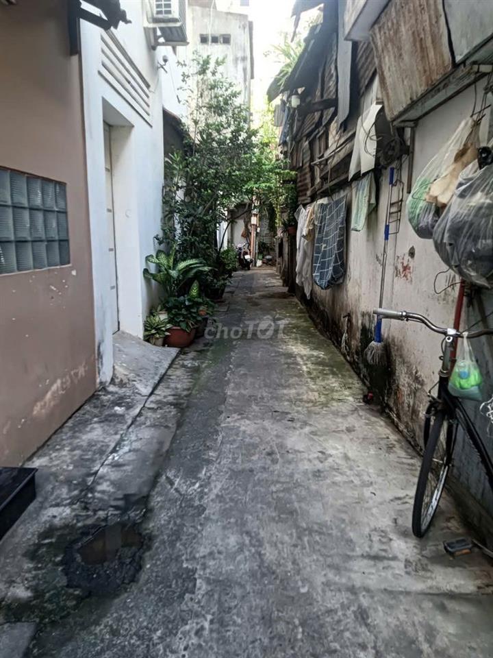 Bán nhà hẻm xe hơi Huỳnh Văn Bánh